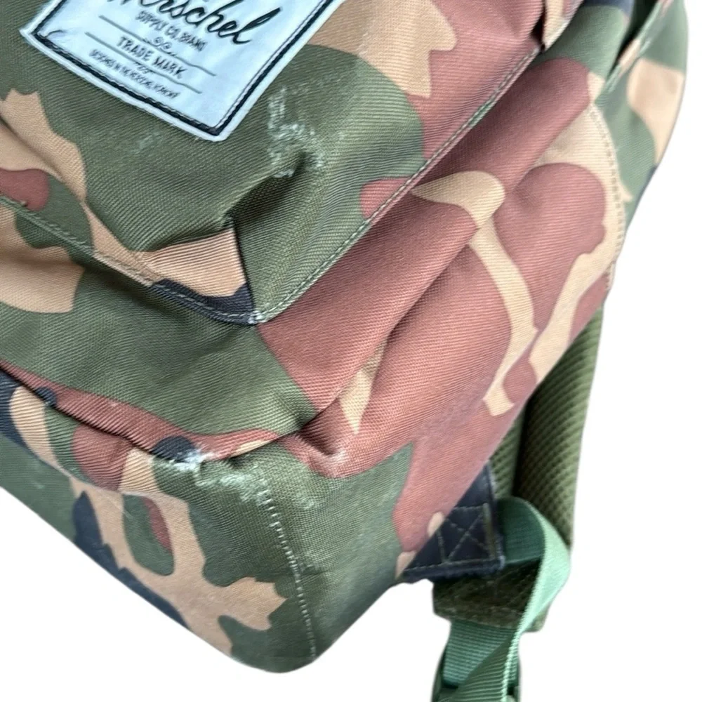 Herschel Supply Co. Classic Backpack In Woodland Camo Red Stripe Lining XL